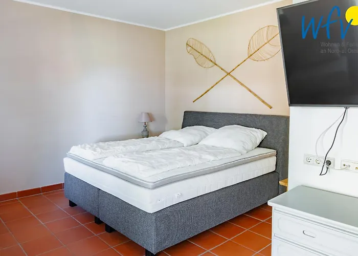 Am Gutspark Drankse Weissdorn * Dranske